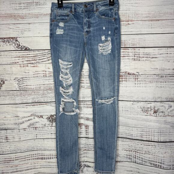 American Eagle Outfitters Denim - American Eagle AE Tom Girl Distressed Jeans 00